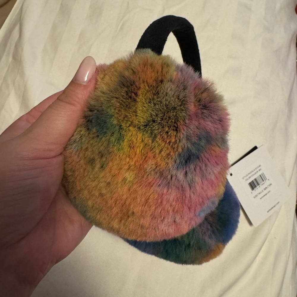 Multi Color Earmuffs - Picture 2 of 4